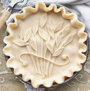 Artistic pie crust